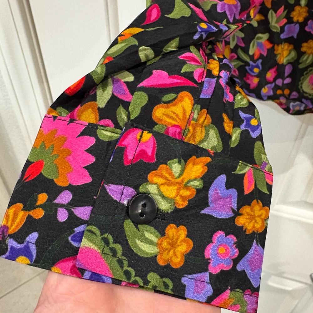 Floral Black Blouse - Picture 3 of 7